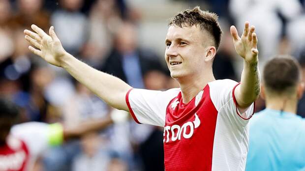 Ассист Головина помог «Монако» поразить ворота Сафонова на первой минуте матча с «ПСЖ» в Лиге чемпионов