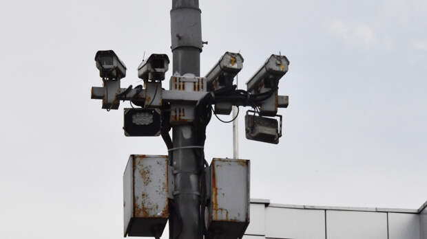 «Лица не видно — штраф отменят»: когда можно оспорить наказание за нарушение ПДД с камеры