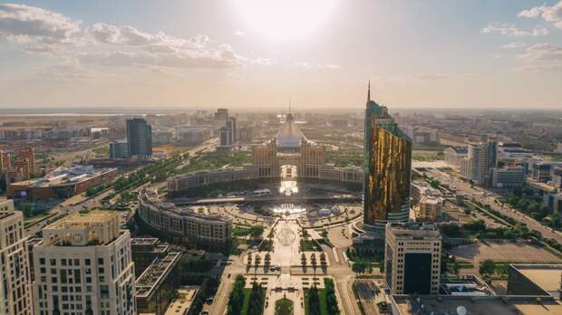 Директор РУССТРАТ Елена Панина: уроки Казахстана — пройдена ли точка невозврата?
