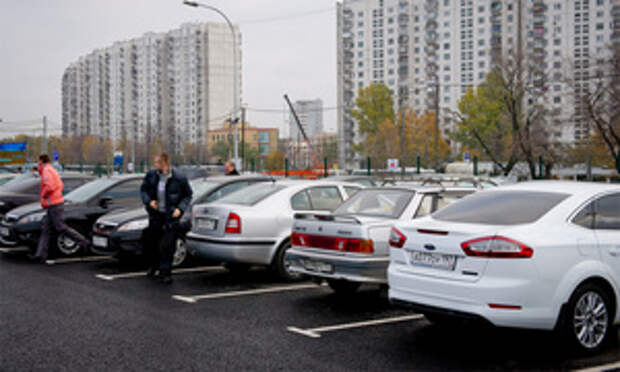 Московские парковки станут бесплатными