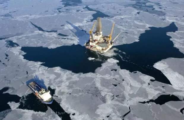 РФ новой спецплатформой вдвое ускорит геологоразведку в Арктике