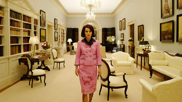 Натали Портман в роли Жаклин Кеннеди в фильме 