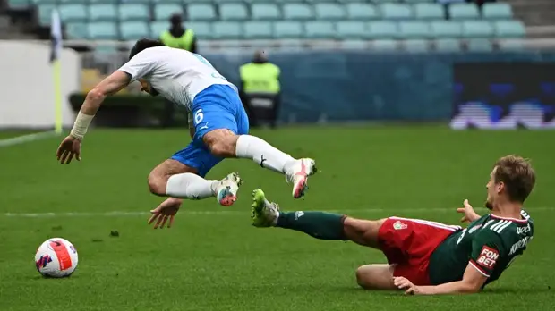 «Локомотив» и «Сочи» сыграли вничью в матче с четырьмя голами