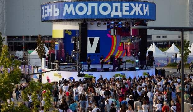 Наталья Сергунина: Более 150 событий пройдет в Москве в честь Дня молодежи