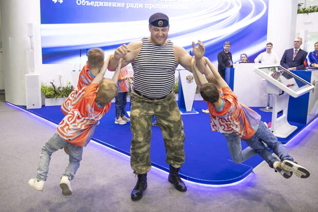 Программы поддержки ветеранов СВО из Сибири охватят всю Россию