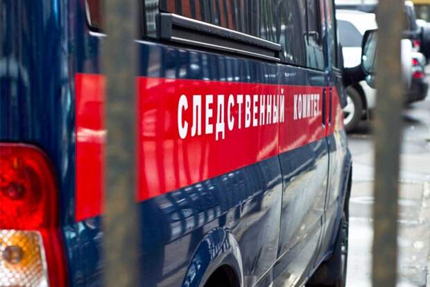 В новгородском дворце спорта «Химик» утонул посетитель бассейна