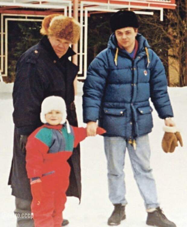 Евгений Леонов с сыном Андреем и внуком Женей.