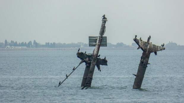 "Хорошо видная цель для Кремля". Американский эсминец привел в ужас Лондон