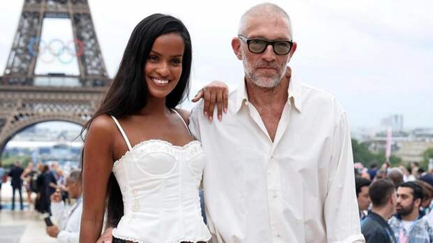 «Мы протанцевали всю ночь»: Нара Баптиста раскрыла детали первого свидания с Венсаном Касселем