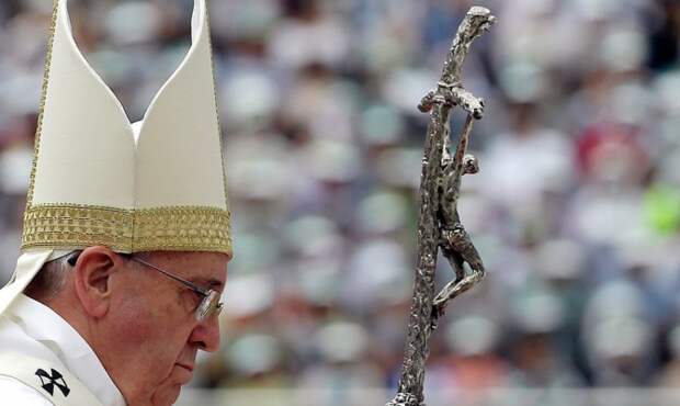 Лидер Аргентины соболезнует Папе Римскому в связи с гибелью его родных