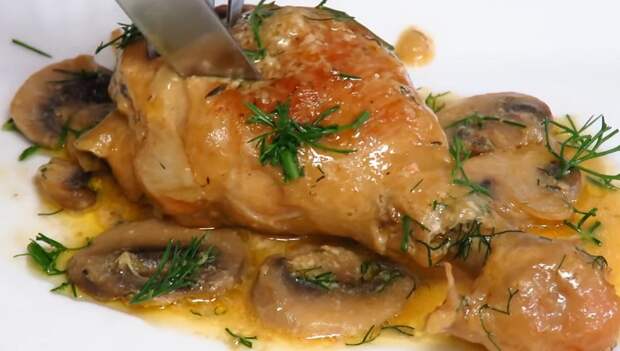 Нежные куриные ножки в грибном соусе: вкусный ужин для всей семьи