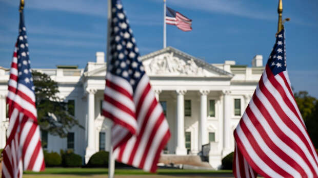 Белый дом объявил о переносе встречи Трампа и Зеленского