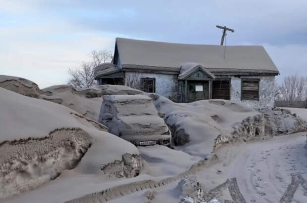 МЧС: в населенных пунктах Камчатского края может выпасть пепел