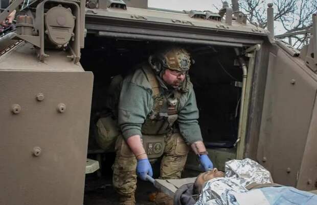 Подполье сообщило об эпидемии брюшного тифа среди украинских военных в Херсоне