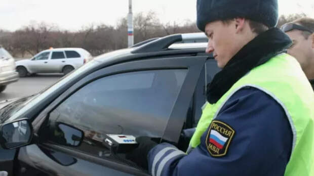 В ГАИ объяснили, почему на дорогах появилось много автомобилей с тонировкой