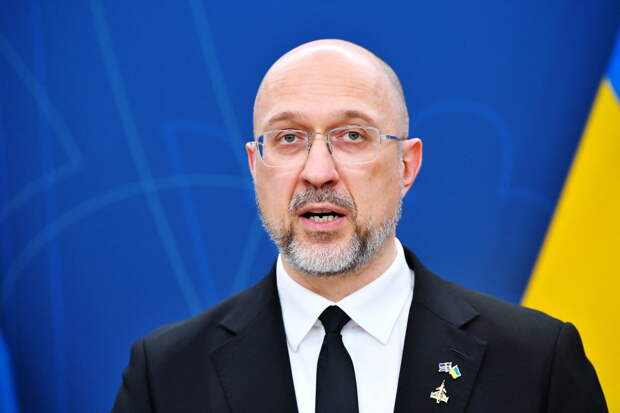 Два украинских министра подали в отставку