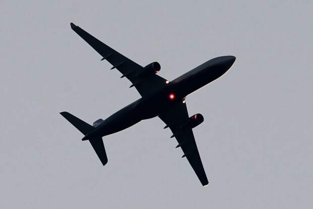 Самолет с российской делегацией вылетел из Абу-Даби