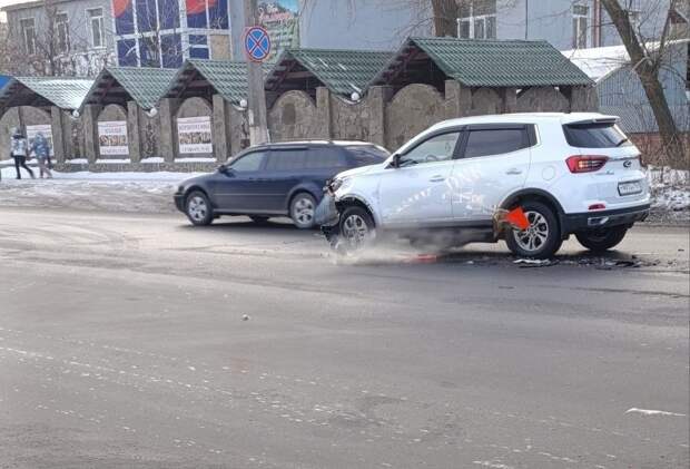 Авария в районе кафе "Атмосфера" на Текстильщике