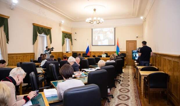 Парламентарии обсудили вопросы информационной безопасности детей Карелии