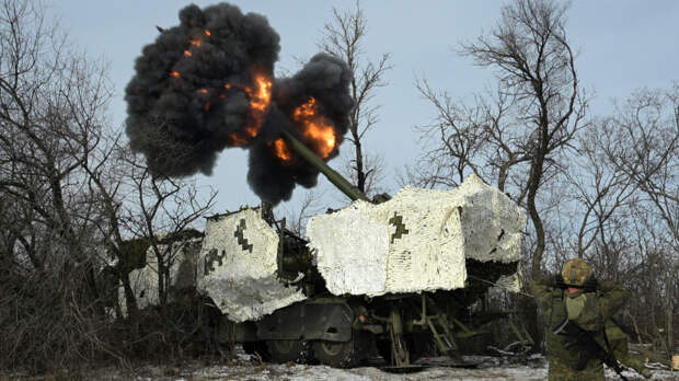 Российская артиллерия разнесла позиции операторов дронов ВСУ. Лучшее видео из зоны СВО