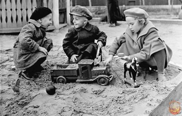 Рожденный в СССР:  Двор моего детства