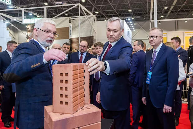 Андрей Травников встречается с руководителями федерального уровня в Новосибирске