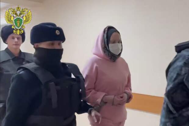 В Уфе осудили женщину за поджог автомобиля соседки