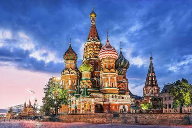 Храм Василия Блаженного стал истинным украшением Красной площади (Москва). | Фото: sp.depositphotos.com.