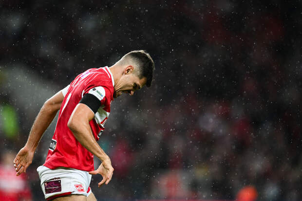 Капитан "Спартака" Зобнин о судействе: людям свойственно ошибаться