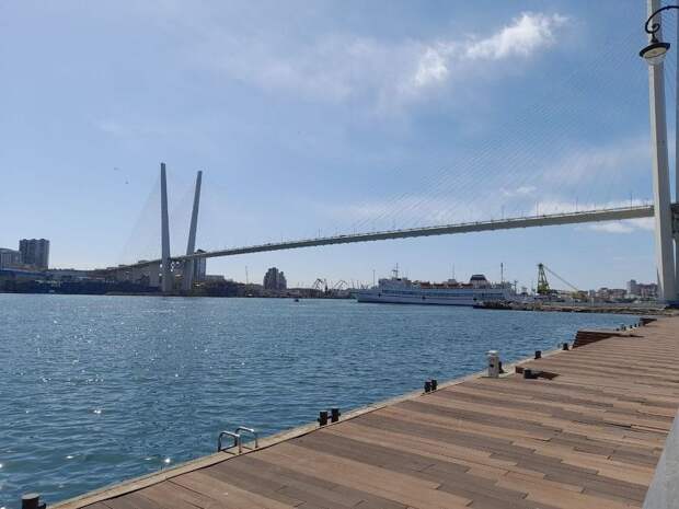 Приморская столица охладилась, в городе ожидается сильный ветер