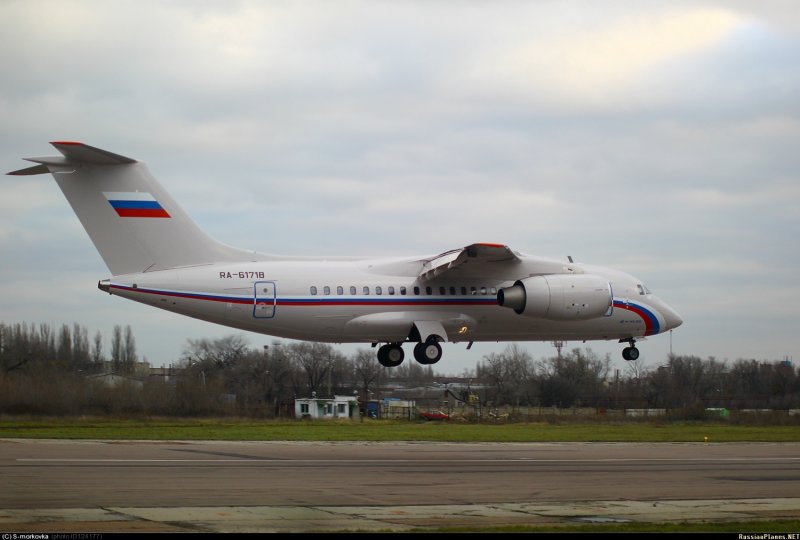 77 самолетов и более 100 вертолетов в 2013 году!