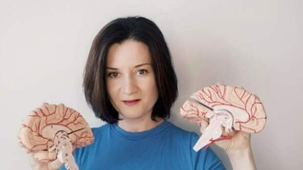 "Пой, танцуй, люби!" Психолог о том, как женщине найти и разбудить свою женственность