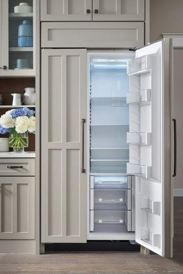 Встраиваемый холодильник + встраиваемый морозильник. Источник: Pinterest. Соответствие моделям Первой мебельной: ПРОВАНС