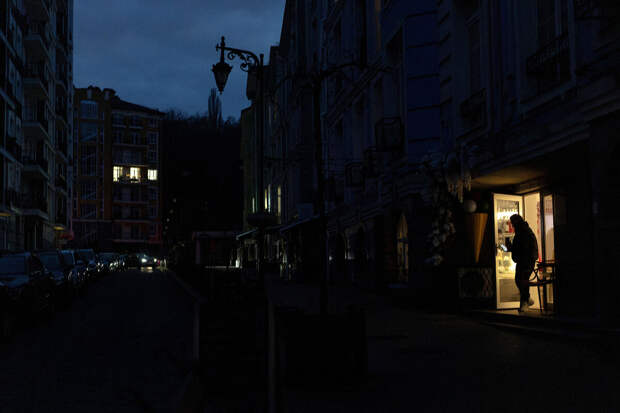 Mash: 90% домов в Одессе отрезаны от света, воды и тепла после ударов ВС России