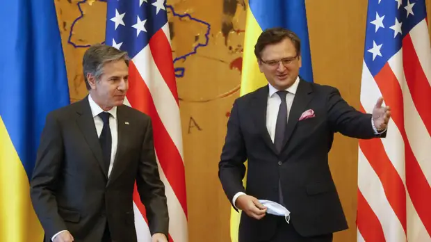 Госсекретарь Блинкен обсудил с Кулебой возможный ответ США на «наращивание сил России»
