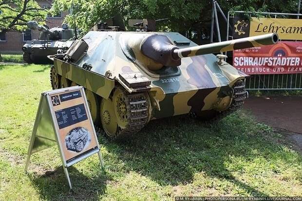Наши в Вене: Выставка "Auf Radern Und Ketten" (19 фото)