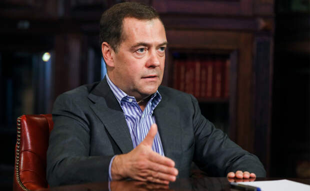 Медведев оценил сроки и способ вступления Молдавии в ЕС