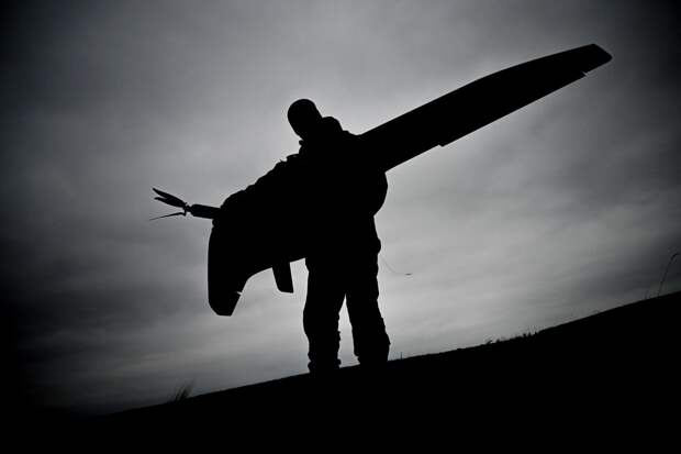 Российский Supercam S180 научили уклоняться от дронов-камикадзе