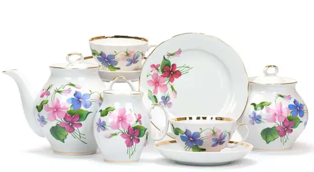 Чем знаменита на весь мир фарфоровая империя семьи Кузнецовых: Дулевский фарфор