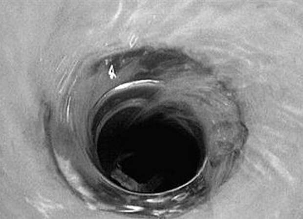 Картинки по запросу Засор в раковине: прочистка гофрированной трубы для слива