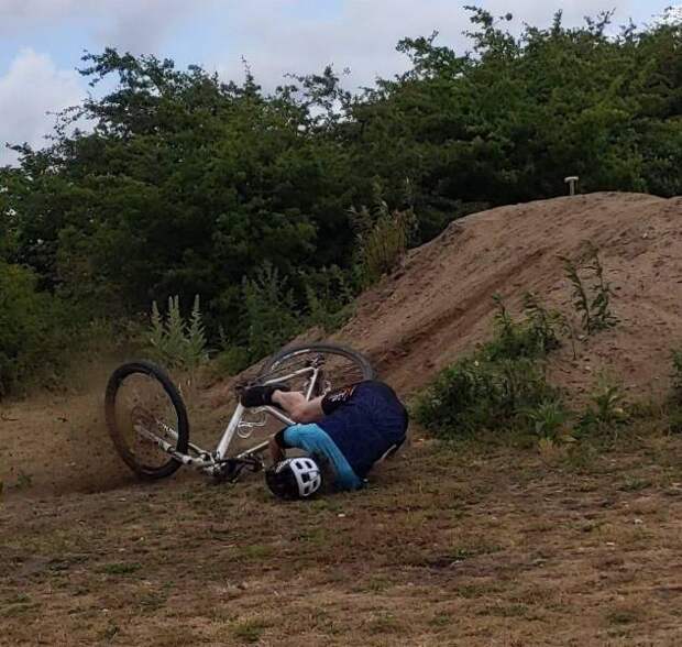 Падение с велосипеда