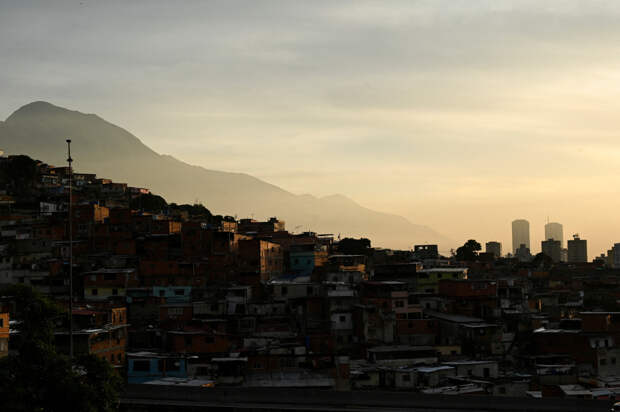 Великобритания открестилась от атаки США на Венесуэлу