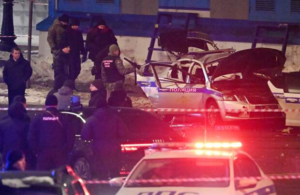 Глава МВД прибыл на место нападения на полицейских в Москве