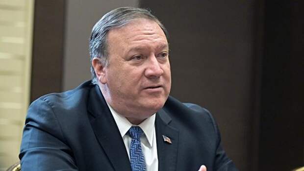 Госсекретарь США Майк Помпео во время встречи с президентом РФ Владимиром Путиным в Сочи. 14 мая 2019 Госсекретарь США Майк Помпео во время встречи с президентом РФ Владимиром Путиным в Сочи. 14 мая 2019