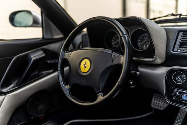 Ferrari для больших парней, принадлежавший Шакилу О'Нилу
