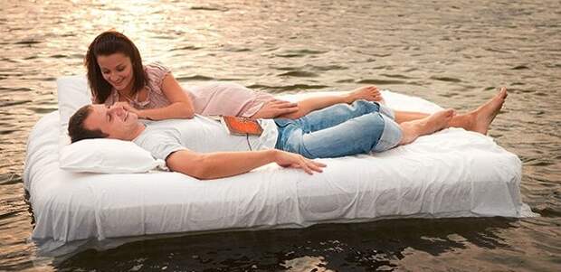 Очень Страшная История про Живой... матрас