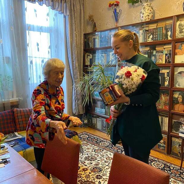 награждение ветеранов. Фото: управа alt