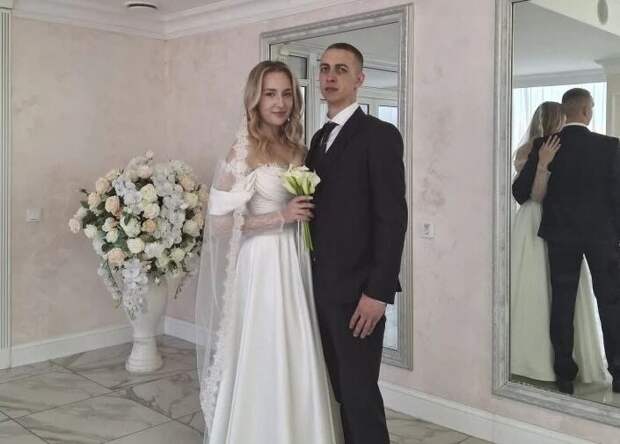 Любовь с первого прыжка: парашютисты нашли друг друга в небе над Рязанью