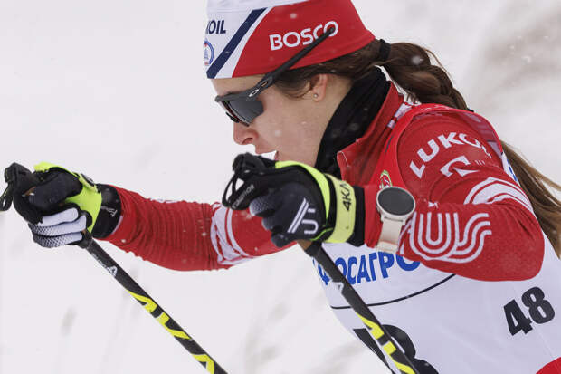 Лыжница Непряева объяснила свою ошибку с лыжами во время масс-старта на ОИ