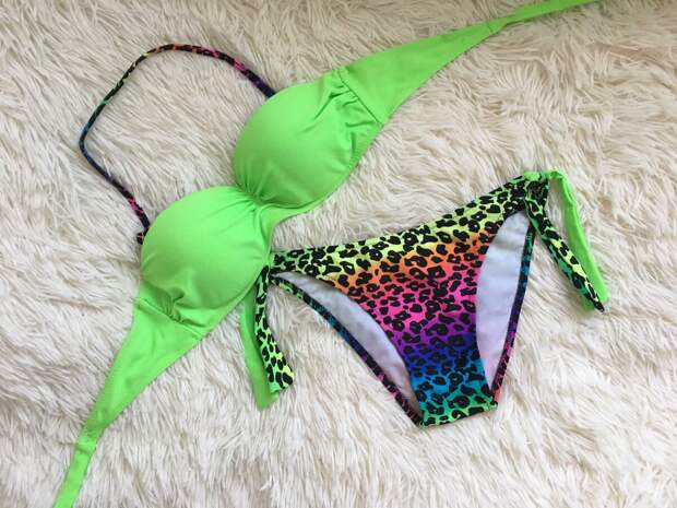 3 немодных купальника, в которых не стоит появляться на пляже этим летом